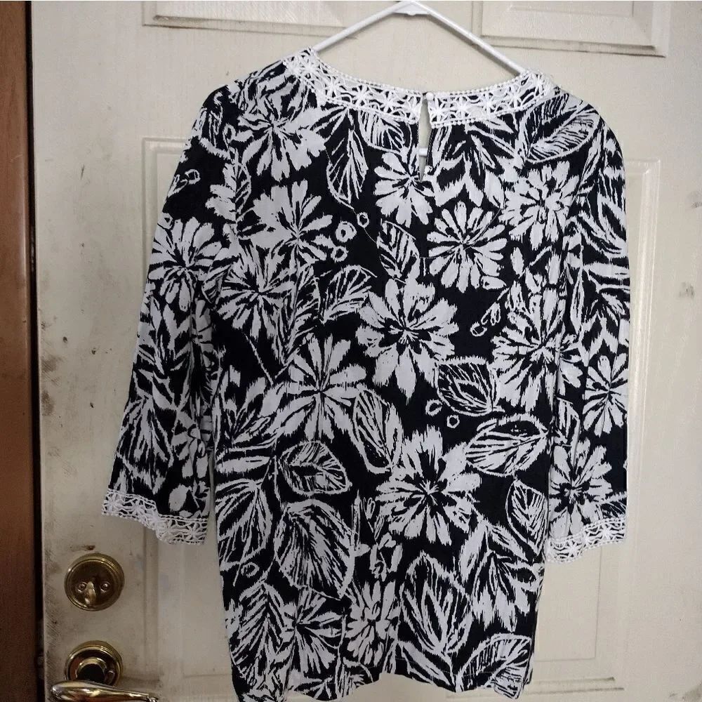 Alfred Dunner tunic  - Picture 2 of 6